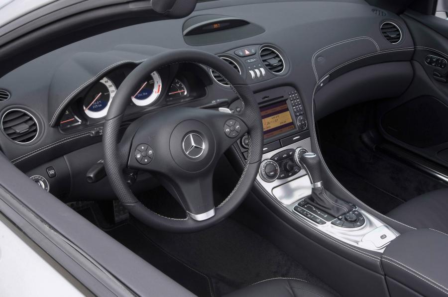 Mercedes-Benz SL350 2007 года  (фото 3 из 16)